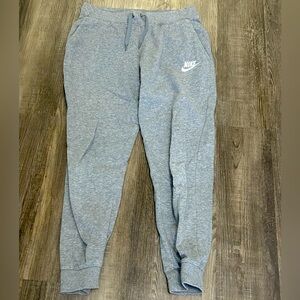 Girls XL gray Nike sweatpants